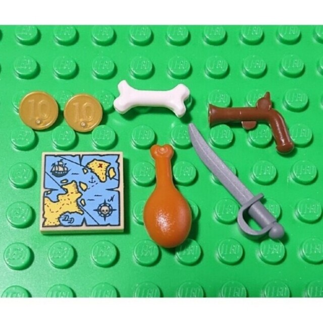 Lego(レゴ)の【新品】LEGO 海賊パイレーツアイテム《Ａ》レゴ ミニフィギュアアイテム エンタメ/ホビーのおもちゃ/ぬいぐるみ(その他)の商品写真