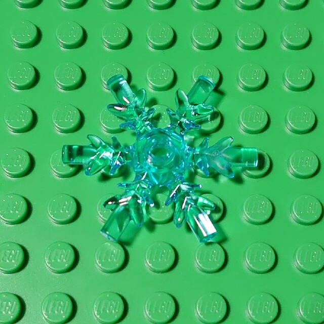 Lego(レゴ)の【新品】LEGO 雪の結晶 レゴ ブロック アイテム エンタメ/ホビーのエンタメ その他(その他)の商品写真