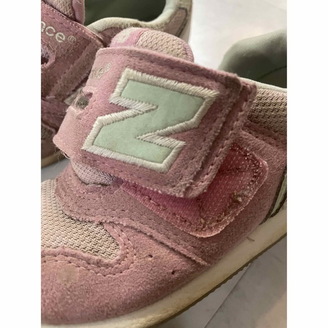 New Balance(ニューバランス)のNB ニューバランス996👟 スニーカー ピンク 可愛い  キッズ/ベビー/マタニティのベビー靴/シューズ(~14cm)(スニーカー)の商品写真