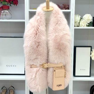 フェンディ(FENDI)の6345 フェンディ ファー ケース ベルト マキシストール ピンク(マフラー/ショール)