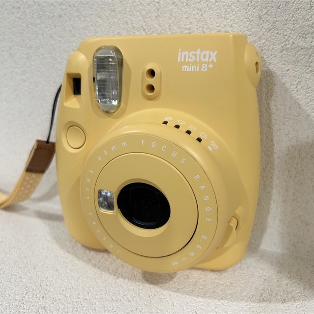 富士フイルム(フジフイルム)のINSTAX MINI 8+ 富士フイルム スマホ/家電/カメラのカメラ(フィルムカメラ)の商品写真