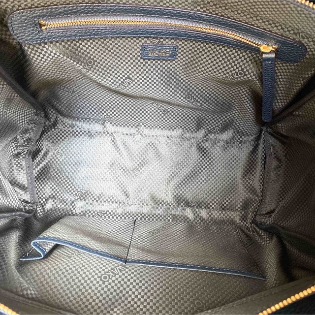 専用品 WAKO 銀座和光 シボ革 ネイビー ゴールド金具 A4トートバッグ 専用品 WAKO 銀座和光 シボ革 ネイビー ゴールド金具 A4トートバッグ