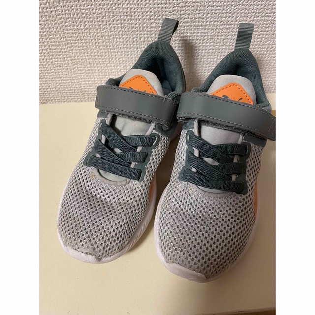 PUMA(プーマ)のPUMA キッズ フライヤーランナー キッズ/ベビー/マタニティのキッズ靴/シューズ(15cm~)(スニーカー)の商品写真