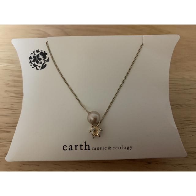 earth music & ecology(アースミュージックアンドエコロジー)のearth music＆ecology ネックレス ( beige ) レディースのアクセサリー(ネックレス)の商品写真