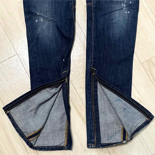 【新品・未使用】DSQUARED2 ディースクエアード デニム ジーンズ 大特価