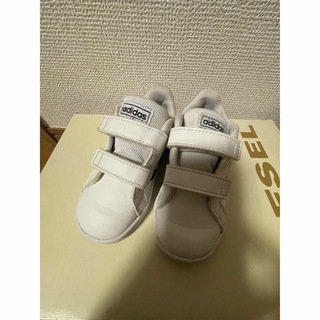 アディダス(adidas)のadidas キッズスニーカー(スニーカー)