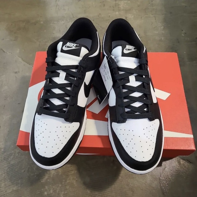 US9 / 27cm NIKE DUNK LOW PANDA 黒白 パンダダンク