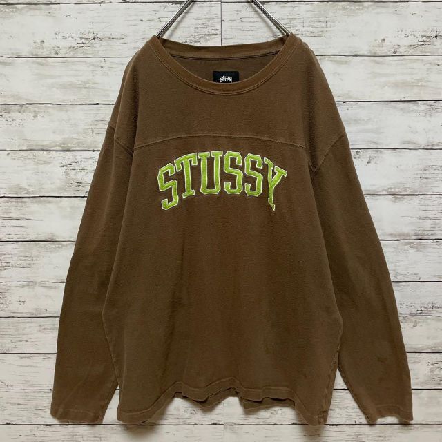 STUSSY(ステューシー)の【即完売モデル】ステューシー☆アーチ刺繍ビッグロゴ　超人気カラーロンT 入手困難 メンズのトップス(Tシャツ/カットソー(七分/長袖))の商品写真