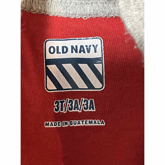 Old Navy(オールドネイビー)のOLD NAVY タンクトップ キッズ/ベビー/マタニティのキッズ服男の子用(90cm~)(Tシャツ/カットソー)の商品写真