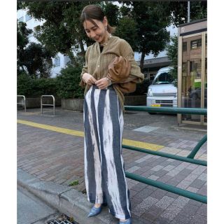 アメリヴィンテージ(Ameri VINTAGE)のPAINT STRIPE RELAX PANTS(カジュアルパンツ)