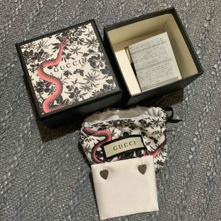 グッチ(Gucci)の『早い者勝ち』グッチ　シルバー　ハート　ピアス　販売証明書付(ピアス)