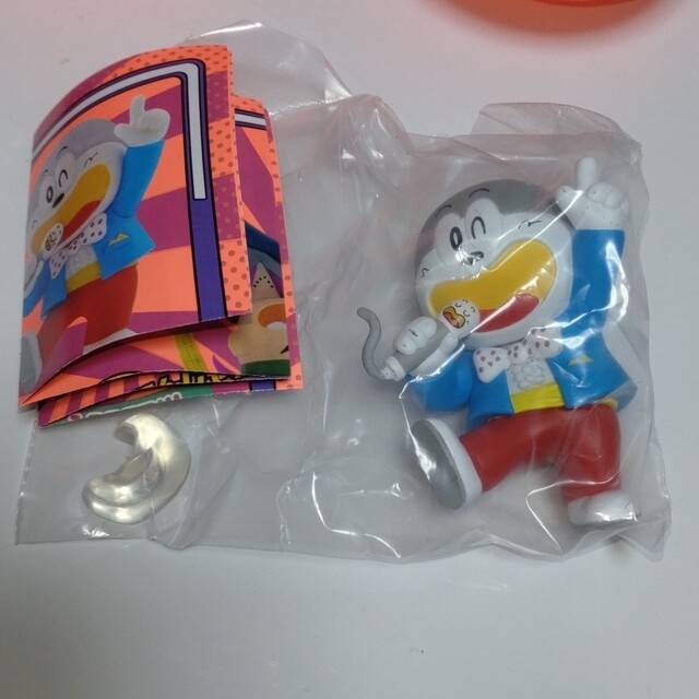 駄菓子キャラクター　マスコット エンタメ/ホビーのおもちゃ/ぬいぐるみ(キャラクターグッズ)の商品写真