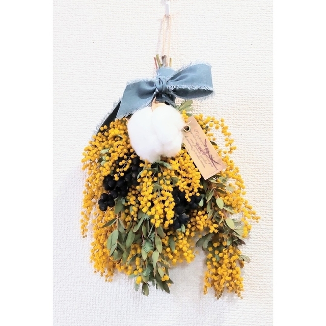 『Sold』°*✧ 幸せの花♥ミモザ✲ナチュラルスワッグ ✧*° ドライフラワー ハンドメイドのフラワー/ガーデン(ドライフラワー)の商品写真