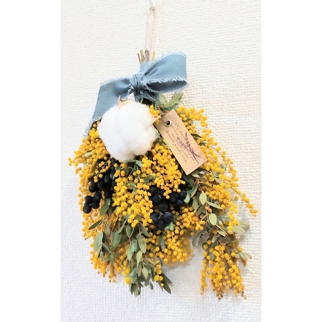 『Sold』°*✧ 幸せの花♥ミモザ✲ナチュラルスワッグ ✧*° ドライフラワー ハンドメイドのフラワー/ガーデン(ドライフラワー)の商品写真