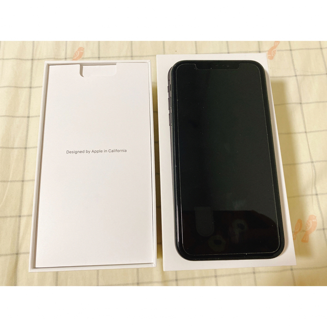 iphoneXR Black 黒　128GB SIMフリー　箱つき スマホ/家電/カメラのスマートフォン/携帯電話(スマートフォン本体)の商品写真