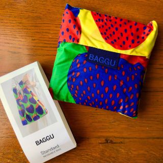 バグゥ(BAGGU)のBAGGU　STANDARD BAGGU　2022春夏　ミックスストロベリー(エコバッグ)
