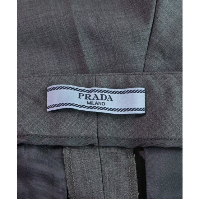 PRADA(プラダ)のPRADA プラダ クロップドパンツ 40(M位) グレー 【古着】【中古】 レディースのパンツ(クロップドパンツ)の商品写真