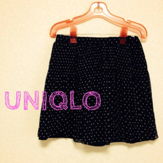 ユニクロ(UNIQLO)の美品♡UNIQLOドットスカート♡(ひざ丈スカート)