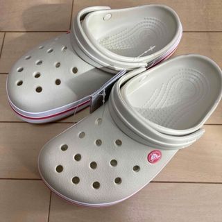 クロックス(crocs)の新品 25cm クロックス クロックバンド スタッコメロン(サンダル)