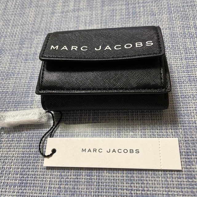 MARC JACOBS 三つ折り財布　新品未使用品 | フリマアプリ ラクマ