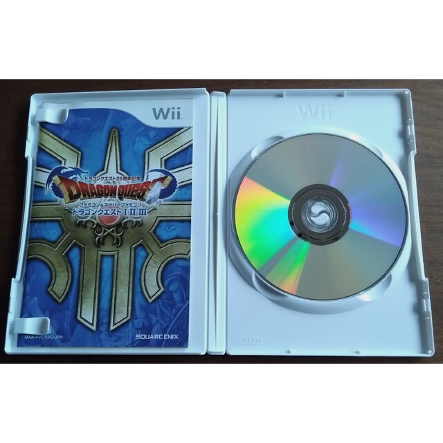 Wii(ウィー)の【美品】wii ドラゴンクエスト25周年記念 ドラゴンクエストⅠ、Ⅱ、Ⅲ エンタメ/ホビーのゲームソフト/ゲーム機本体(家庭用ゲームソフト)の商品写真
