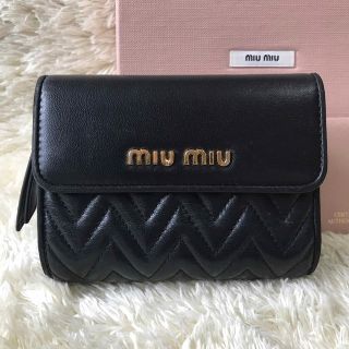 ミュウミュウ 財布(レディース)の通販 8,000点以上 | miumiuの