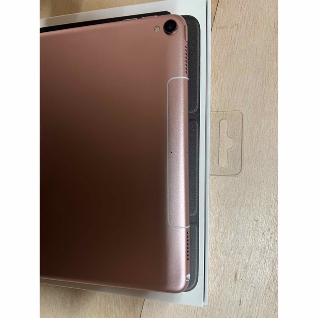 iPad Pro 10.5インチ 512GB Cellular simフリー 4