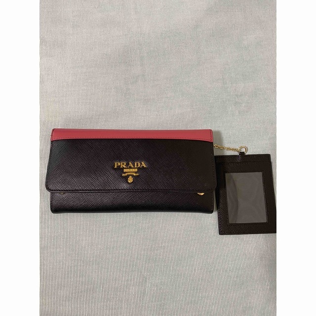 PRADA　プラダ　長財布　1mh132 激安　ブラック　　レザー