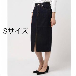 アズールバイマウジー(AZUL by moussy)のAZUL BY MOUSSY センタースリット ミディデニムスカートⅡ(ひざ丈スカート)