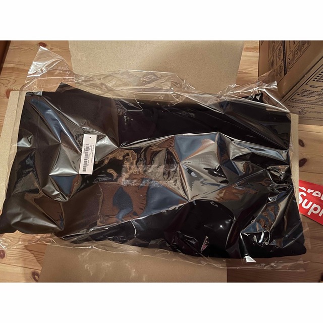 Supreme(シュプリーム)のSupreme Inside Out Box Logo BLACK  Mサイズ メンズのトップス(パーカー)の商品写真