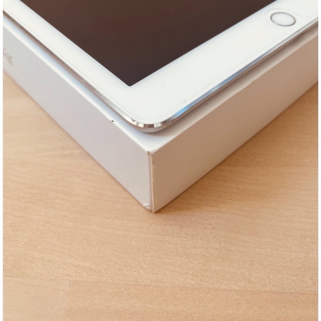 Apple iPad Air 2 Wi-Fi Cellular 16GB 1