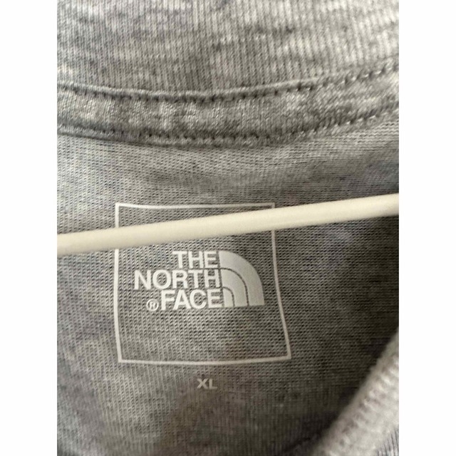 THE NORTH FACE(ザノースフェイス)のノースフェイス ショートスリーブバンダナスクエアロゴティー メンズのトップス(Tシャツ/カットソー(半袖/袖なし))の商品写真