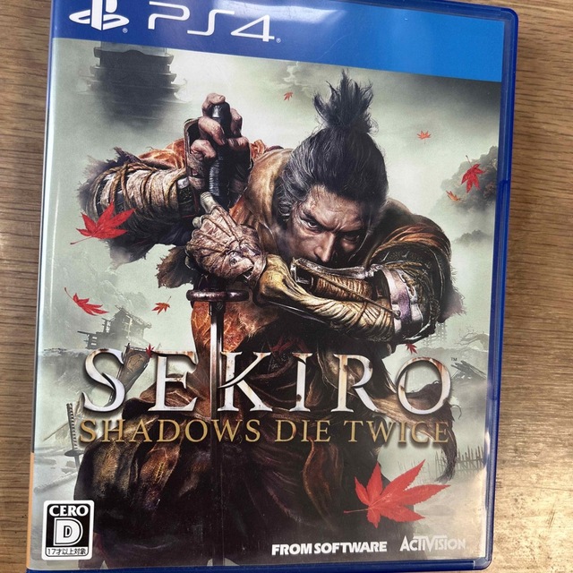 PlayStation4(プレイステーション4)のSEKIRO： SHADOWS DIE TWICE PS4 エンタメ/ホビーのゲームソフト/ゲーム機本体(家庭用ゲームソフト)の商品写真