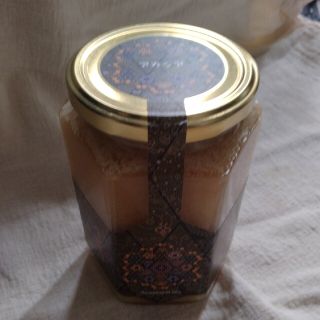 【吉助様専用】蜂蜜美術館 生蜂蜜 アカシア 1kg  蜂蜜療法 無農薬 不使用(その他)