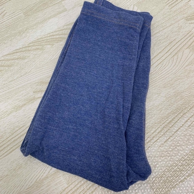 UNIQLO(ユニクロ)の専用　UNIQLOレギンスパンツ＋　コーデュロイUNIQLOパンツ　80cm キッズ/ベビー/マタニティのベビー服(~85cm)(パンツ)の商品写真