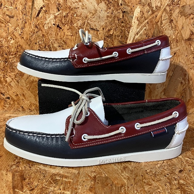 SEBAGO(セバコ)のSEBAGO DOCKSIDES US9.5 27.5cm メンズの靴/シューズ(デッキシューズ)の商品写真