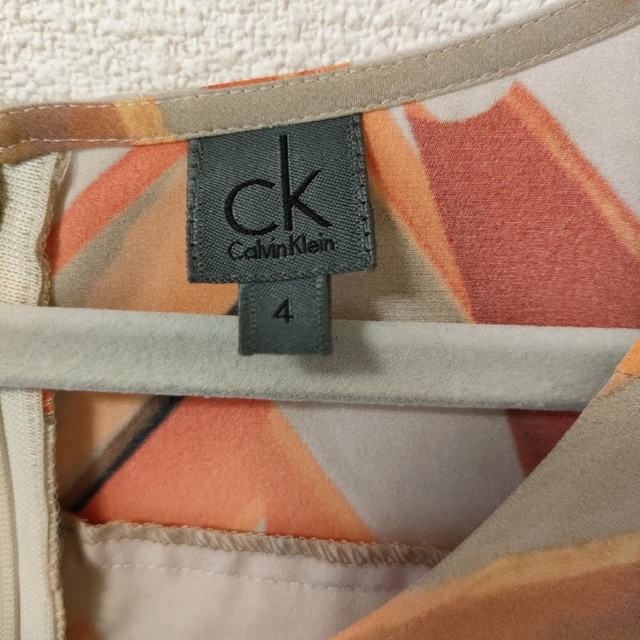 Calvin Klein(カルバンクライン)のカルバンクライン　ワンピース　膝下丈　チュニック　マルチカラー　幾何学模様 レディースのワンピース(ひざ丈ワンピース)の商品写真