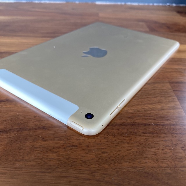 iPad(アイパッド)のひで様専用　ipad mini 4 32GB Gold スマホ/家電/カメラのPC/タブレット(タブレット)の商品写真