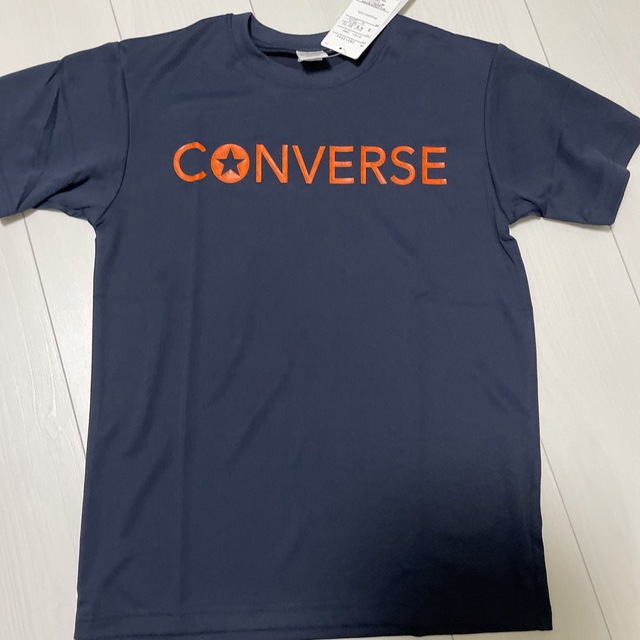 CONVERSE(コンバース)のconverse Tシャツ　S メンズのトップス(Tシャツ/カットソー(半袖/袖なし))の商品写真