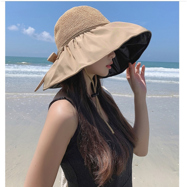 【ソ・ミド様専用】UVカット　ツバ広　帽子　紫外線防止　日焼け対策　ベージュ レディースの帽子(麦わら帽子/ストローハット)の商品写真