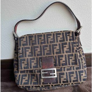 フェンディ(FENDI)のFENDI マンマバケット　ズッカ柄(ショルダーバッグ)