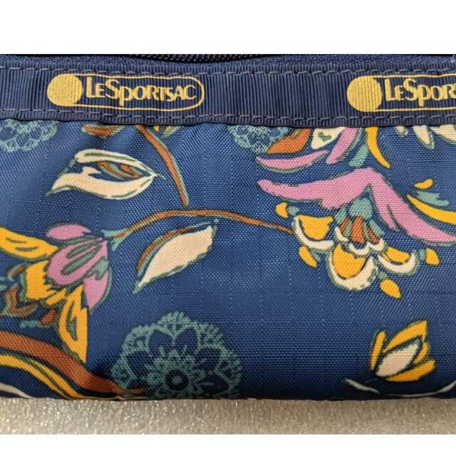 LeSportsac(レスポートサック)のネイビー ポーチ 3ジップコスメティックフラワー柄 コスメ/美容のコスメ/美容 その他(その他)の商品写真