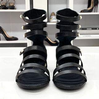 CHANEL - 5063 未使用 シャネル パール レザー サンダル ブラックの