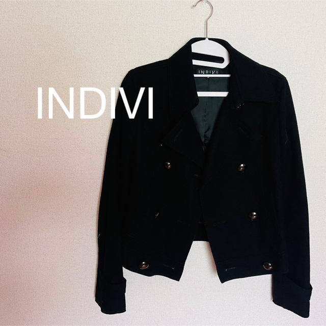 INDIVI(インディヴィ)のお値下げ！INDIVI ショート丈ジャケット レディースのジャケット/アウター(ピーコート)の商品写真