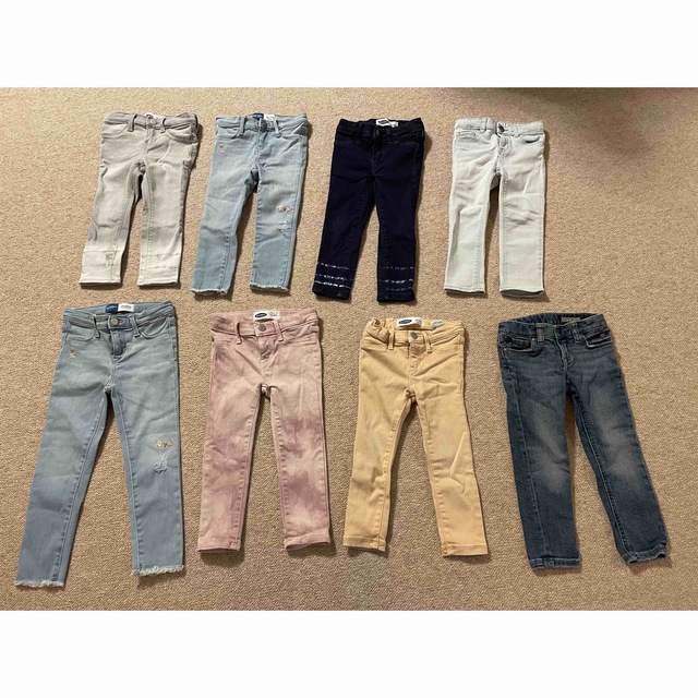 Old Navy(オールドネイビー)の【子供用ジーンズ】女の子 3T 4T 新品未使用&中古品 キッズ/ベビー/マタニティのキッズ服女の子用(90cm~)(パンツ/スパッツ)の商品写真