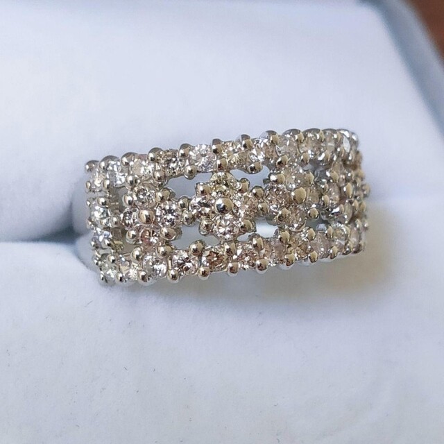 ピンクダイヤモンド リング Pt900 1.00ct 5.1g レディースのアクセサリー(リング(指輪))の商品写真