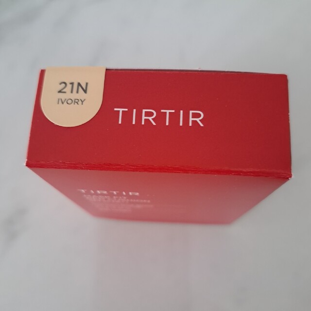 新品　TIRTIR クッションファンデ　ミニ　4.5g ティルティル　21N コスメ/美容のベースメイク/化粧品(ファンデーション)の商品写真