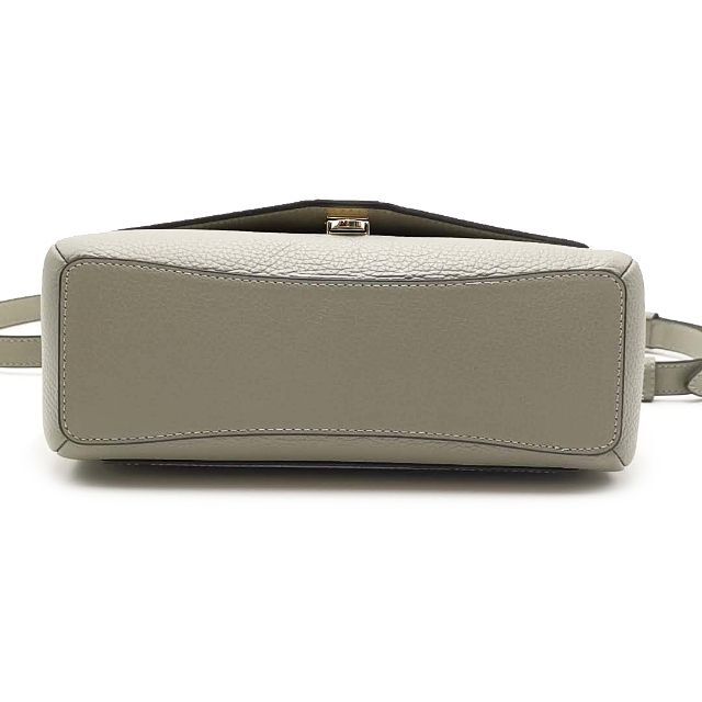 超美品 フルラ FURLA ショルダーバッグ 鞄 ダフネ 03-23031004 超美品 フルラ FURLA ショルダーバッグ 鞄 ダフネ 03-23031004