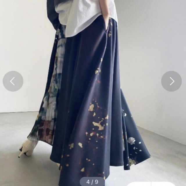 Ameri VINTAGE(アメリヴィンテージ)のAMERI ビビアンアーカイブスカート レディースのスカート(ロングスカート)の商品写真