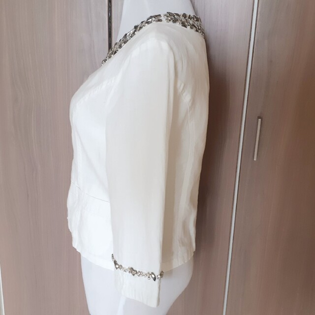 Narcissus - ◇美品◇Narcissus◇ナルシス◇ビジュー◇ノーカラー◇白 Narcissus - ◇美品◇Narcissus◇ナルシス◇ビジュー◇ノーカラー◇白